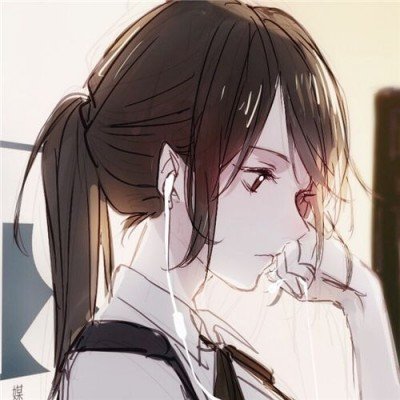 《丧尸围城4》弗兰克变身生化3吉尔 抹胸短裙贼性感